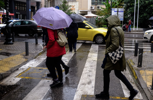 Έκτακτο δελτίο καιρού: Καταιγίδες, κεραυνοί και χαλάζι μέχρι το πρωί του Σαββάτου- Ποιες περιοχές θα χτυπήσει η κακοκαίρια