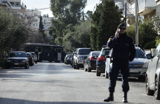 Εγκληματική οργάνωση με αρχηγό ιερέα – Πάνω από 1,3 εκατ. ευρώ η λεία