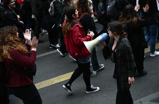Φοιτητές προχώρησαν σε αποκλεισμό του ΑΠΘ - Αύριο το πανεκπαιδευτικό συλλαλητήριο στην Αθήνα