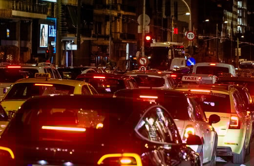 Η μεγάλη έξοδος για την Καθαρά Δευτέρα: Σχεδόν 60.000 οχήματα έφυγαν ήδη από την Αττική