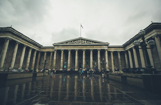 Πρώην έφορος του Βρετανικού Μουσείου «εξαφάνισε» πάνω από 1.800 ελληνικές και ρωμαϊκές αρχαιότητες