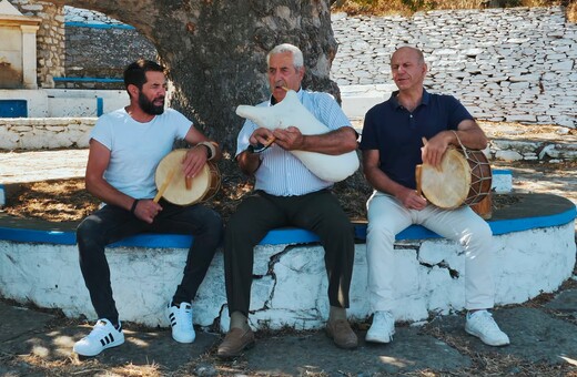 Αναζητώντας την προφορική και μουσική παράδοση της Κέας 