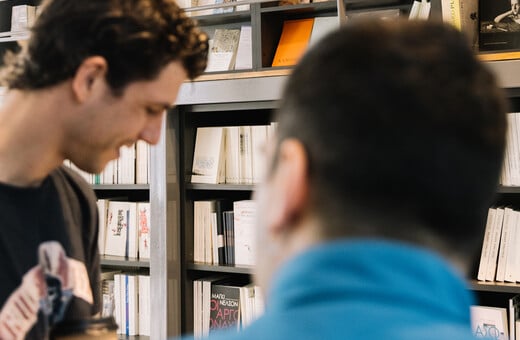 ΣΚΡΙΠ, ένα νέο βιβλιοπωλείο από την Άγρα και τους Αντίποδες στη Δημοτική Αγορά Κυψέλης 