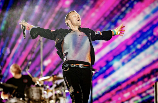 Συναυλία Coldplay: Έτοιμη η εξέδρα στο ΟΑΚΑ