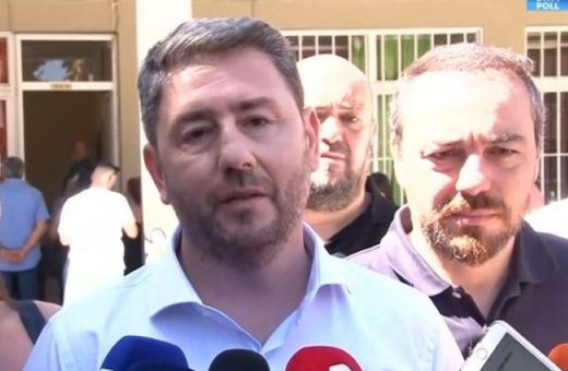Ευρωεκλογές 2024: Ο Νίκος Ανδρουλάκης ψήφισε στο Ηράκλειο