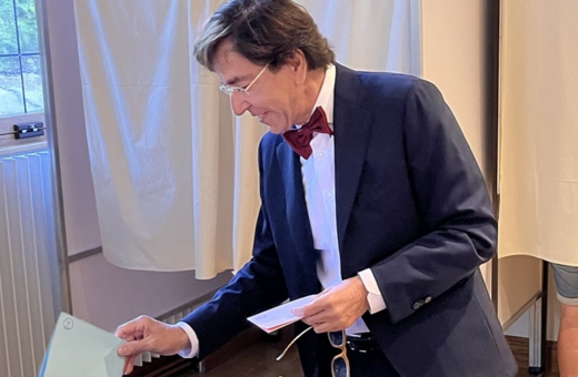 Ευρωεκλογές 2024- Βέλγιο: Ο κορυφαίος υποψήφιος των γαλλόφωνων Σοσιαλιστών έσκισε το ψηφοδέλτιό του