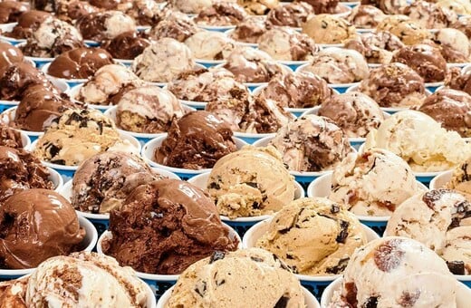 Το Ben & Jerry's ξέρει να φτιάχνει τέλειο παγωτό και το κάνει με τον καλύτερο δυνατό τρόπο για τον κόσμο