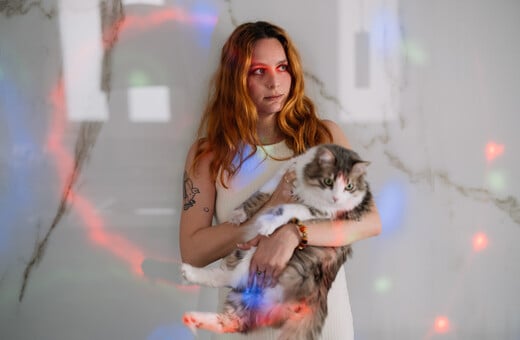 ΕΠΕΞ Nalyssa Green είσαι πολύ καλή στα πάρτι;