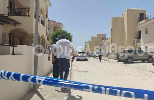 Γυναικοκτονία στην Πάφο: Μαχαίρωσε τη σύζυγό του και έπειτα την πέταξε από το μπαλκόνι
