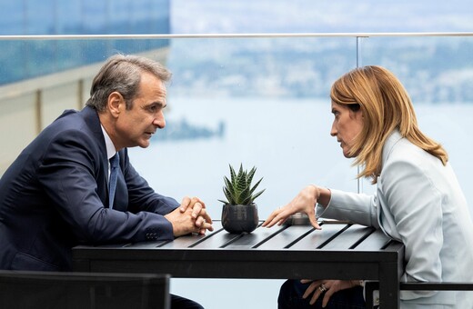 Στην Ελβετία ο Μητσοτάκης για τη Διάσκεψη για την Ουκρανία - Τετ α τετ με την Μέτσολα