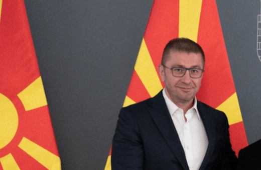 Βόρεια Μακεδονία: Επιμένει ο Χρίστιαν Μίτσκοσκι στο «Μακεδονία»