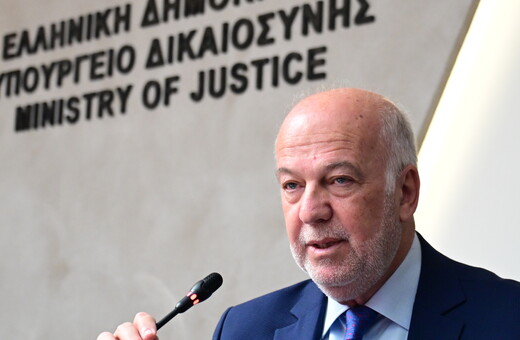 Φλωρίδης για ενδοοικογενειακή βία: Κανόνας πλέον η προσωρινή κράτηση των δραστών