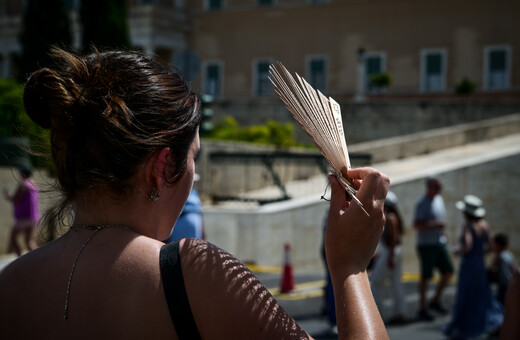 Καιρός: Ζέστη και ισχυροί άνεμοι σήμερα – Δύσκολο 48ωρο για Αττική και άλλους 7 νομούς