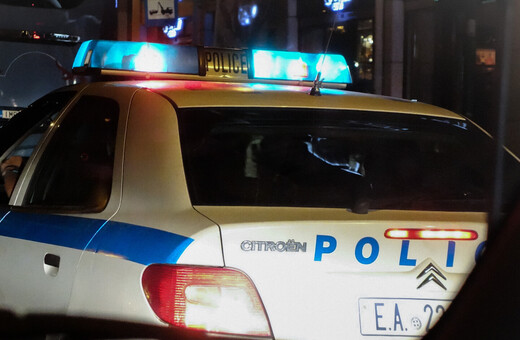 Συνελήφθη ένας άνδρας για τη φωτιά στη Βαρυμπόμπη