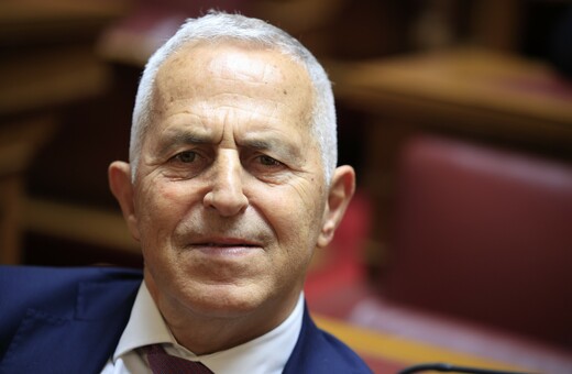 ΣΥΡΙΖΑ - Αποστολάκης: «Ξέρετε κανένα κόμμα που να μην έχει μαύρα;»