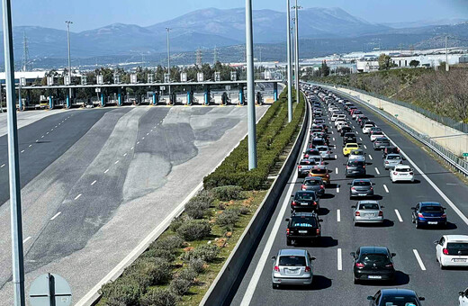 Κυκλοφοριακές ρυθμίσεις στην Αττική οδό από την Τρίτη