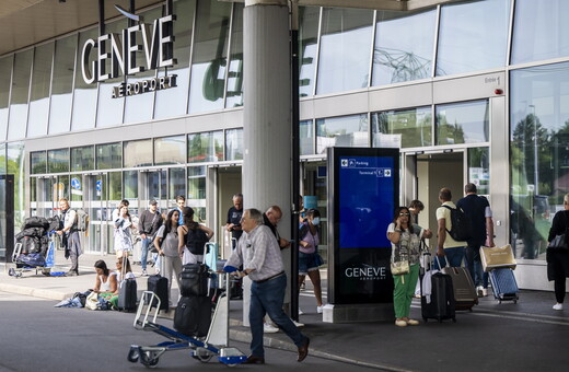 Ελβετία: Οι σφοδρές καταιγίδες προκάλεσαν βλάβη στον έλεγχο του αεροδρομίου της Γενεύης