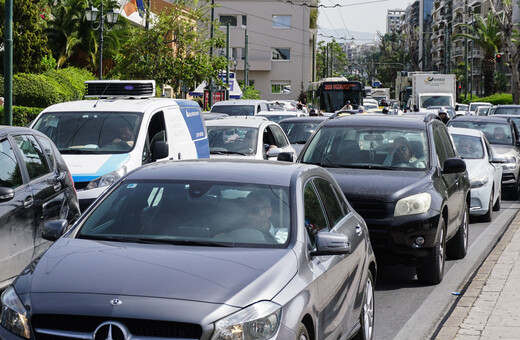 Κίνηση τώρα: Μεγάλες καθυστερήσεις στον Κηφισό και την Αττική οδό