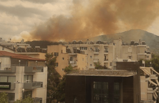 Φωτιά στα Γλυκά Νερά: Μήνυμα από το 112 - Δείτε φωτογραφίες
