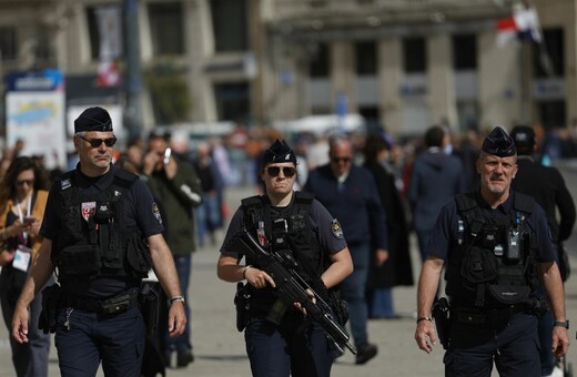 Εκλογές στη Γαλλία: 30.000 αστυνομικοί στους δρόμους την Κυριακή υπό τον φόβο έκρηξης βίας