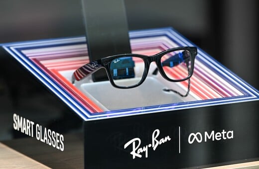 Meta: Επενδύει στα έξυπνα γυαλιά Ray-Ban και προσφέρει δισεκατομμύρια για το 5% της EssilorLuxottica