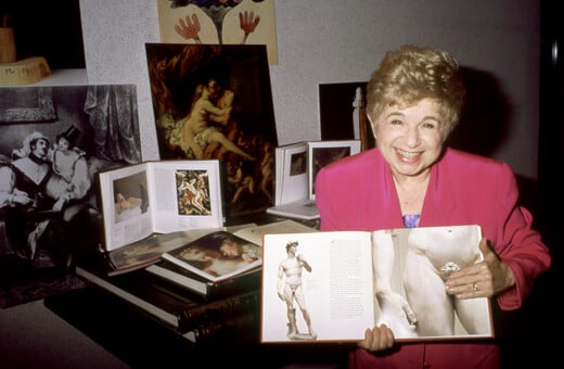 ΕΠΕΞ Η Δρ. Ρουθ μας άφησε τη στιγμή που την χρειαζόμαστε περισσότερο 