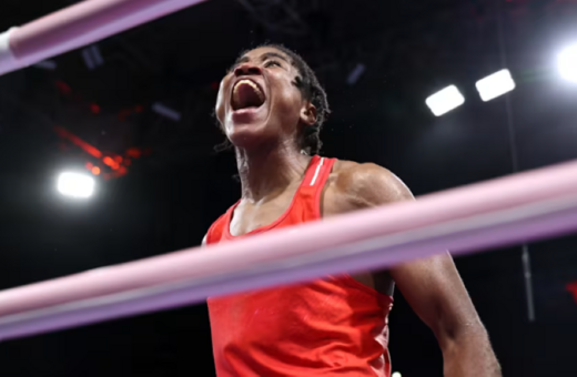 Σίντι Νγκαμπά: Έφυγε από το Καμερούν γιατί είναι ομοφυλόφιλη και δεν μπορεί να επιστρέψει 