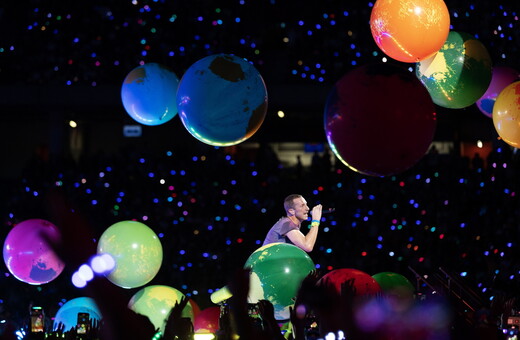 Φρενίτιδα για τους Coldplay στην Ινδία: Στη «μάχη» 13 εκατ. άτομα για ένα εισιτήριο