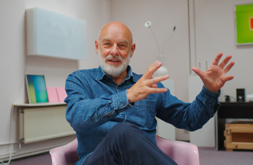 Eno: Ένα μοναδικό ντοκιμαντέρ για έναν μέγα οραματιστή και δημιουργό 