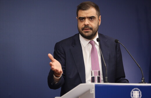 Η ρητορική της παραπέμπει σε ριάλιτι, απαντά η κυβέρνηση στην Λατινοπούλου 