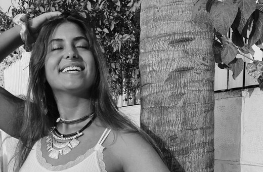 Σιρέλ Γκολάν: «Το Ισραήλ τη σκότωσε δύο φορές» - Οργή για την αυτοκτονία της 22χρονης που επέζησε από τη σφαγή της Χαμάς