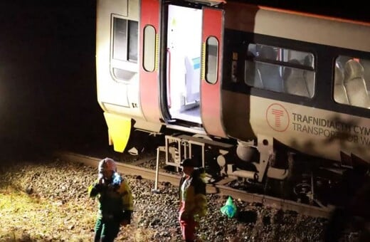 Σύγκρουση τρένων στην Ουαλία: Ένας νεκρός και 15 τραυματίες
