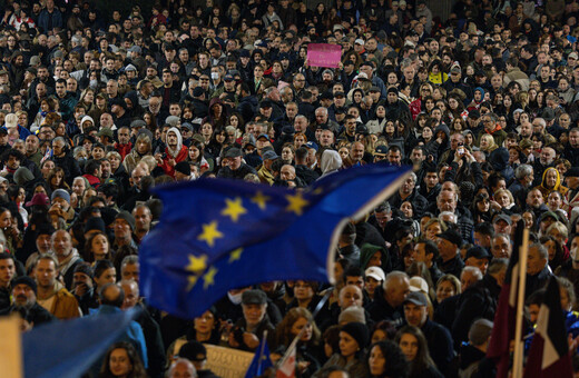 Γεωργία: Χιλιάδες πολίτες διαδηλώνουν κατά του εκλογικού αποτελέσματος- Κατηγορούν τη Ρωσία για νοθεία