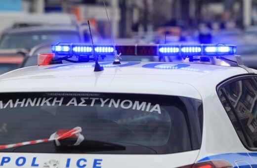 Τροχαίο δυστύχημα στα Σπάτα με έναν νεκρό και τρεις τραυματίες