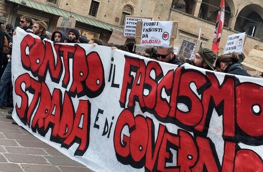 Βίαια επεισόδια στην Μπολόνια: Πολιτική σύγκρουση Μελόνι με κεντροαριστερά