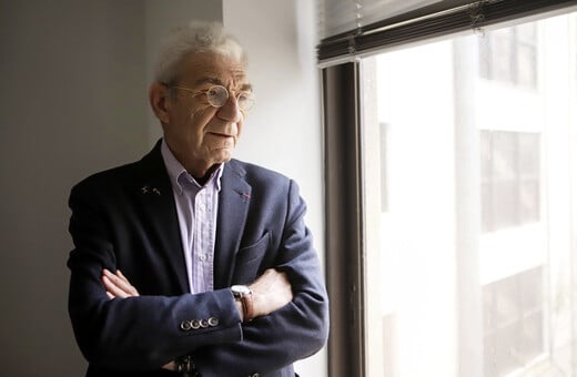 Ένα βήμα μπροστά 