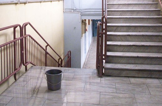 Κακοκαιρία Αλέξανδρος: Πλημμύρισε προαύλιο σχολείου στην Πάτρα και εγκλωβίστηκαν μαθητές 