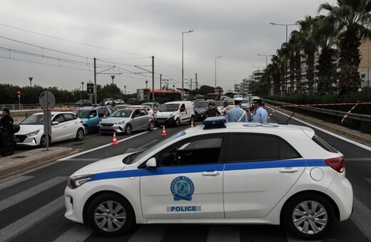 Καραμπόλα 6 οχημάτων στην Κηφισίας - Μποτιλιάρισμα στο ρεύμα προς Κηφισιά