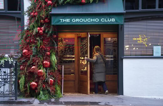Λονδίνο: Έκλεισε το Groucho Club, το εμβληματικό στέκι τέχνης, για «σοβαρά εγκλήματα»
