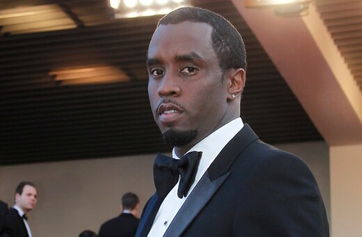 Νέα καταγγελία για Diddy: «Με είχε κρεμάσει από το μπαλκόνι» - Η απάντησή του