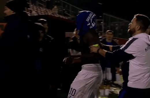 Ένταση στον αγώνα Παναχαϊκή - Κηφισιά: Ο Ανδρέας Τετέι δέχθηκε αντικείμενο