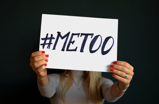 Γαλλία: Κίνημα #MeToo στα νοσοκομεία - Μία στις δύο νοσηλεύτριες θύμα σεξουαλικής βίας