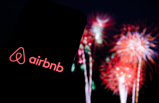 Πώς η Airbnb χρησιμοποιεί AI για να μπλοκάρει τους «παρτάκιδες» ενόψει των εορτών