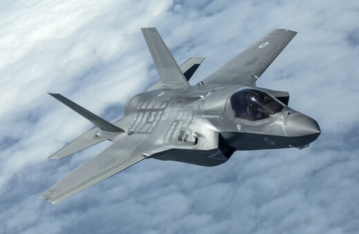 Η επίθεση του Μασκ στα F-35 και η συζήτηση για τα «ακριβά» μαχητικά αεροσκάφη