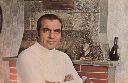 Το άλμπουμ «Υπάρχω» του Στέλιου Καζαντζίδη κυκλοφόρησε το 1975 και για πολλούς υπήρξε ο κορυφαίος δίσκος του