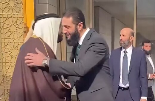 Δαμασκός: Θερμή υποδοχή υπουργού Εξωτερικών του Κατάρ από Τζολάνι
