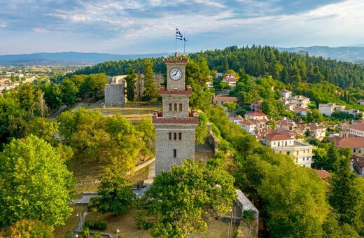 CHECK Μια Πειραιώτισσα απογειώνει την Τρικαλινή κουλτούρα και αναδεικνύει περήφανα τη τοπική ντοπιολαλιά