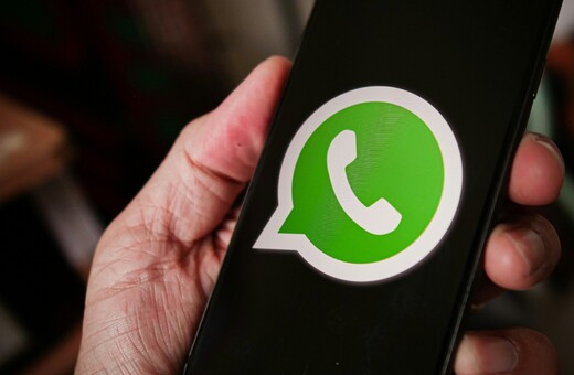 Το Ιράν επιτρέπει ξανά τη χρήση WhatsApp και Google Play