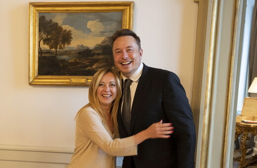 Η Ιταλία σε προχωρημένες συνομιλίες με την SpaceX του Ελον Μασκ για συμφωνία ύψους 1,5 δισ. ευρώ