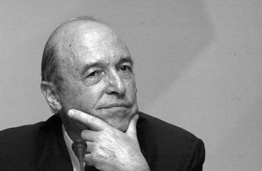 Ο Κώστας Σημίτης, ανάμεσα στις ιδέες και στα πράγματα